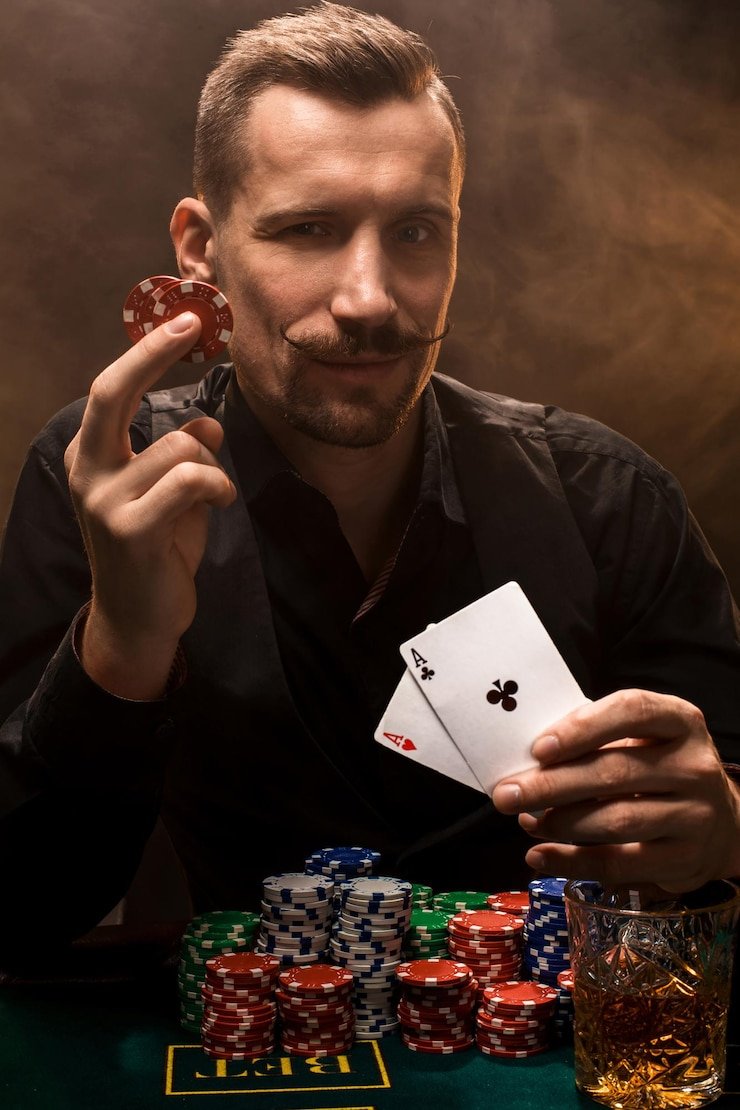 Antarmuka aplikasi mobile indowede menampilkan meja live dealer dengan dealer profesional